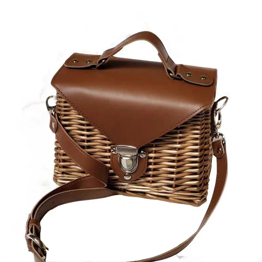 Rattan hollowed handbag