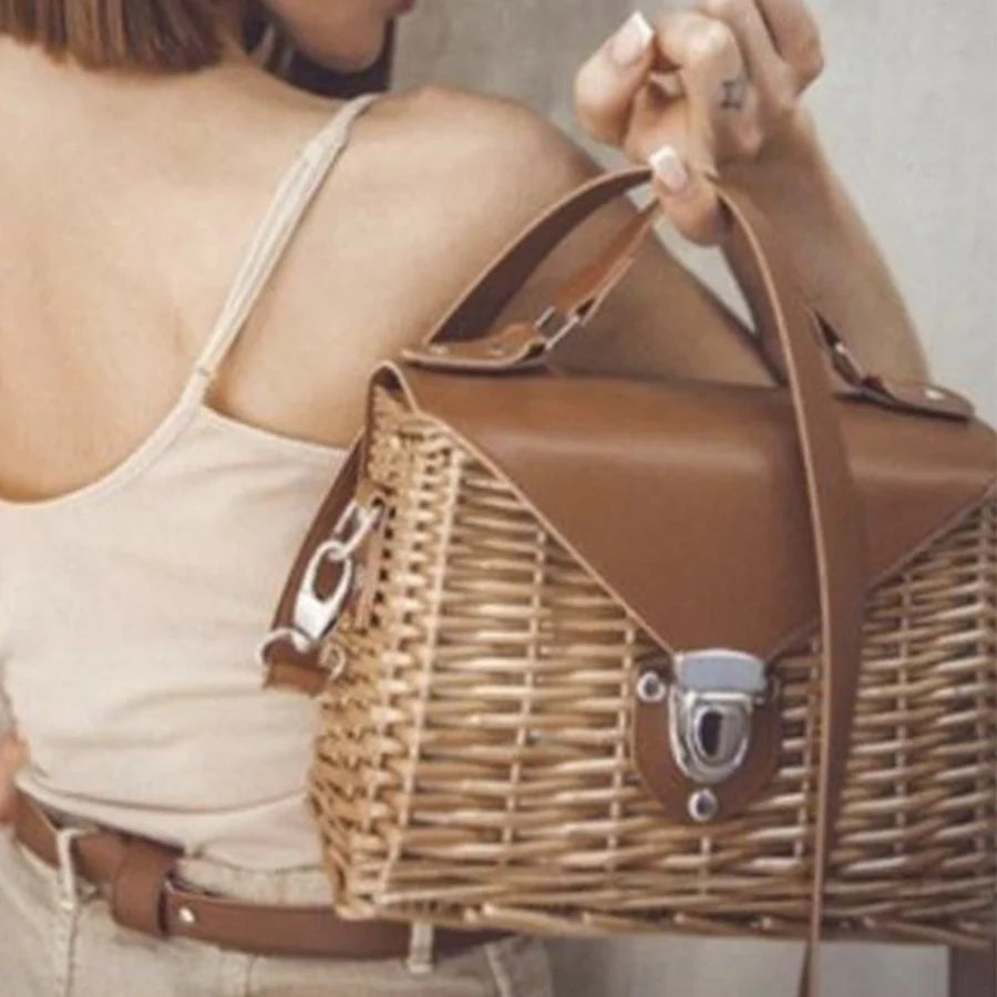 Rattan hollowed handbag