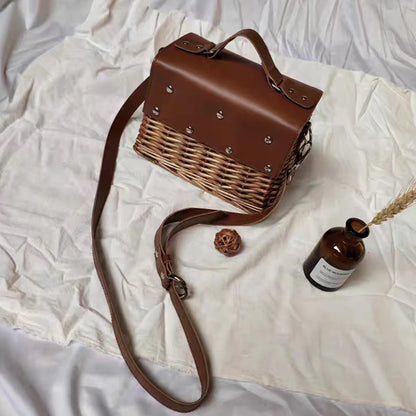 Rattan hollowed handbag