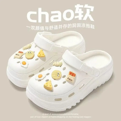 2026 new bag head thick-soled cartoon versatile outer wear non-slip fashion cute hole shoes women's beach summer